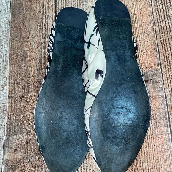 Tory Burch Womens Ivory Black Ballet Flats Comfort Slip On Round Toe - Picture 9 of 12